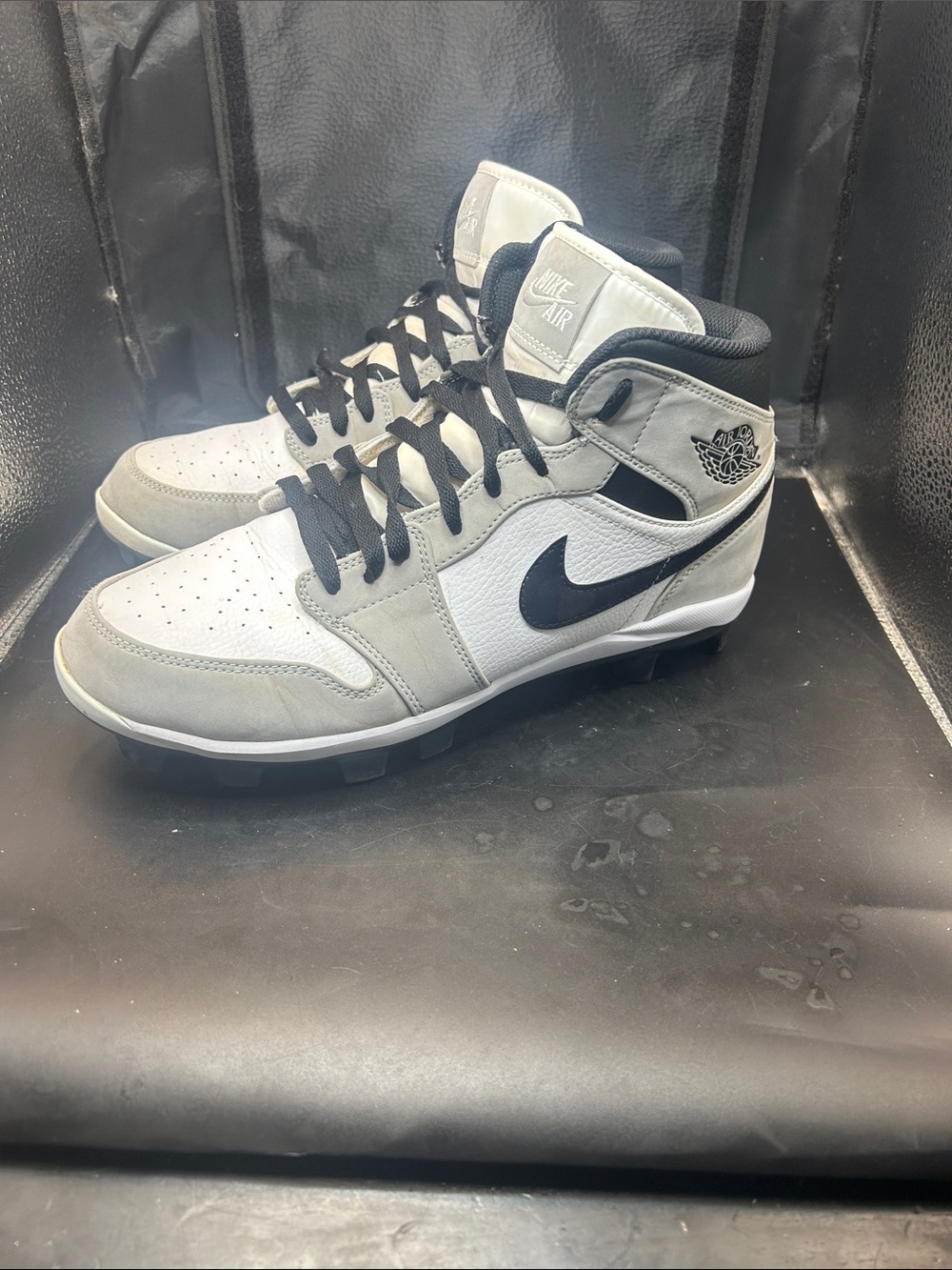 Nike Mid-Top Sneakers in Gray and Black